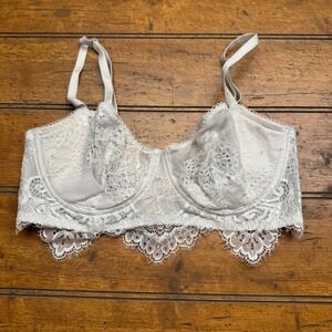 Victoria's Secret Dream Angels White Lace Push Up Non Padded Bra 34C‎